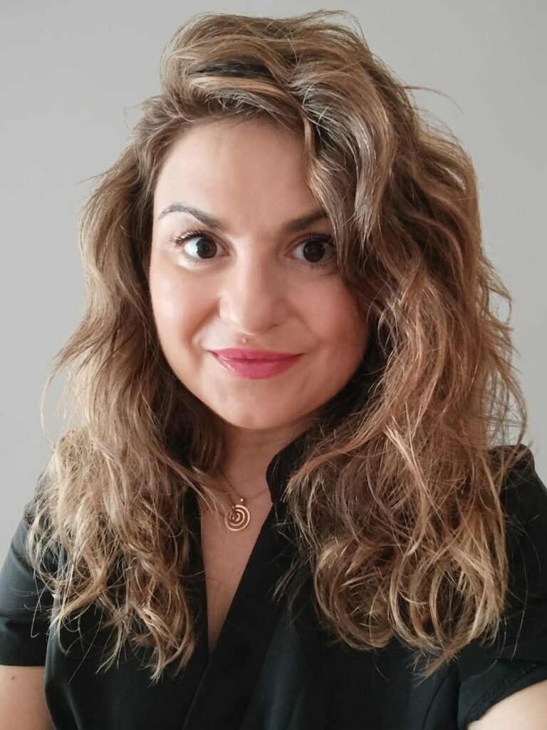 Lola Hernández